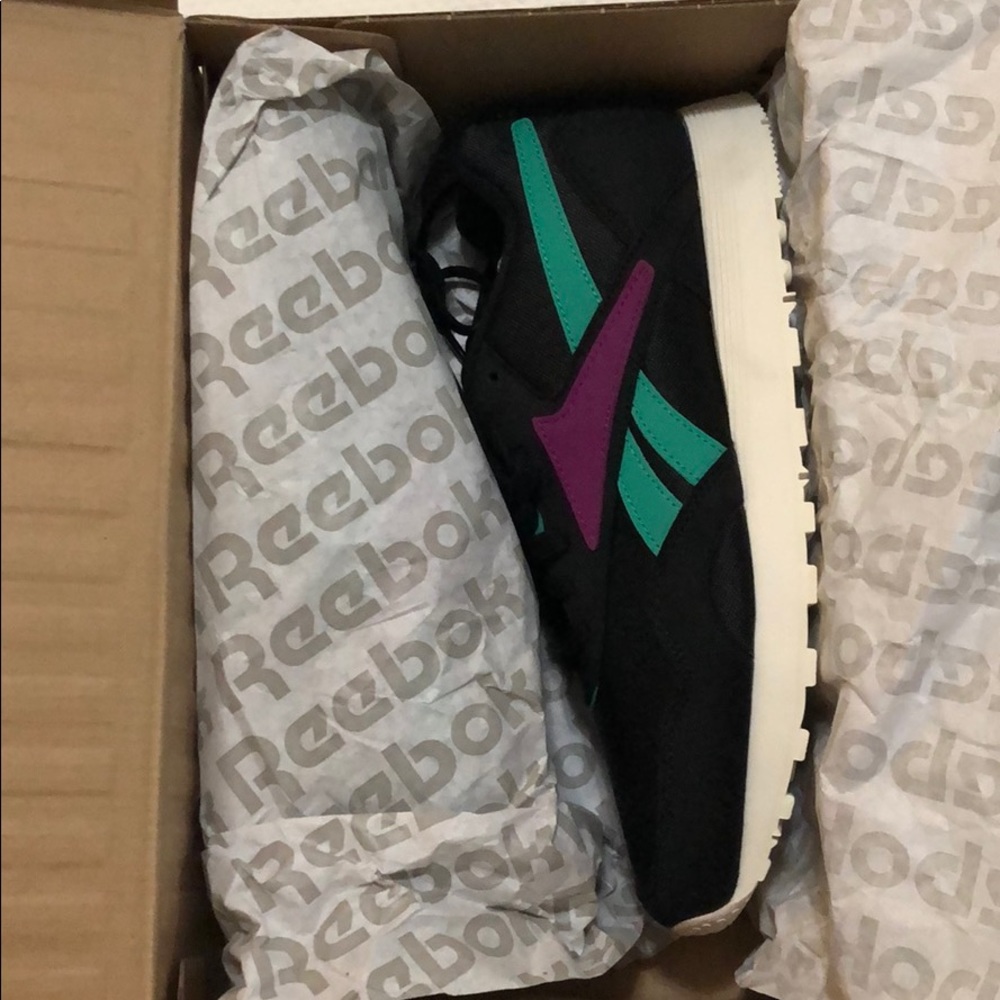 NEW Women’s Reebok Rapide Monotemp size 10